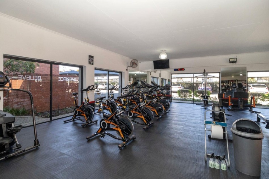 2 Bedroom Property for Sale in Greenstone Crest Gauteng
