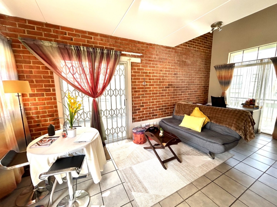  Bedroom Property for Sale in Houghton Estate Gauteng