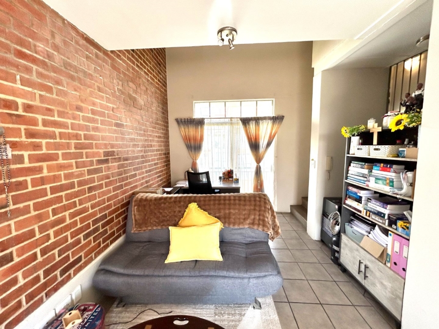  Bedroom Property for Sale in Houghton Estate Gauteng