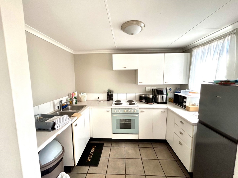  Bedroom Property for Sale in Houghton Estate Gauteng