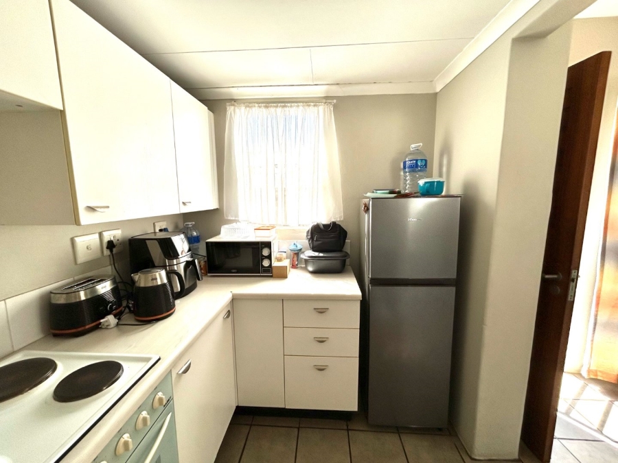  Bedroom Property for Sale in Houghton Estate Gauteng