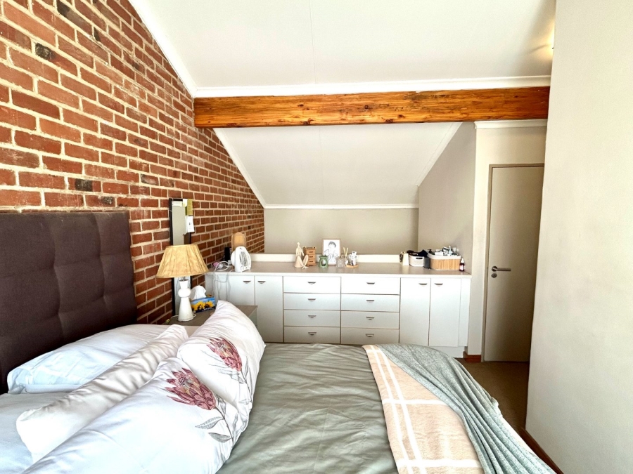  Bedroom Property for Sale in Houghton Estate Gauteng