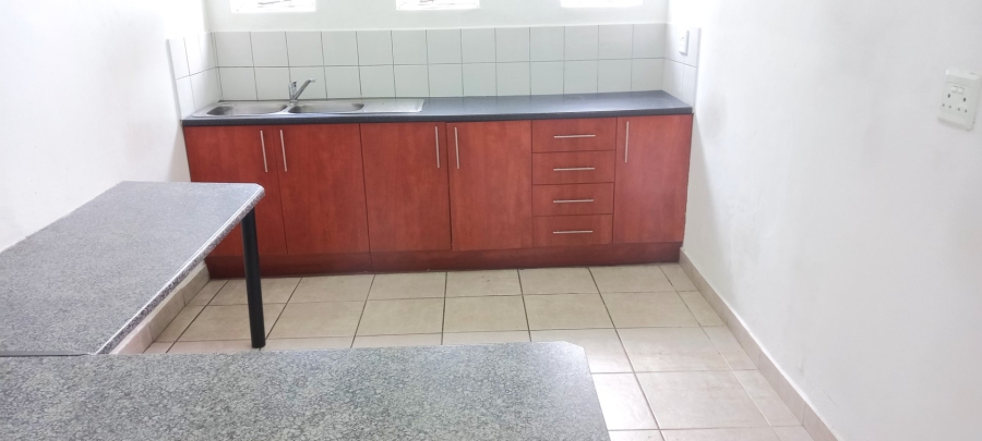 To Let Commercial Property for Rent in Gezina Gauteng