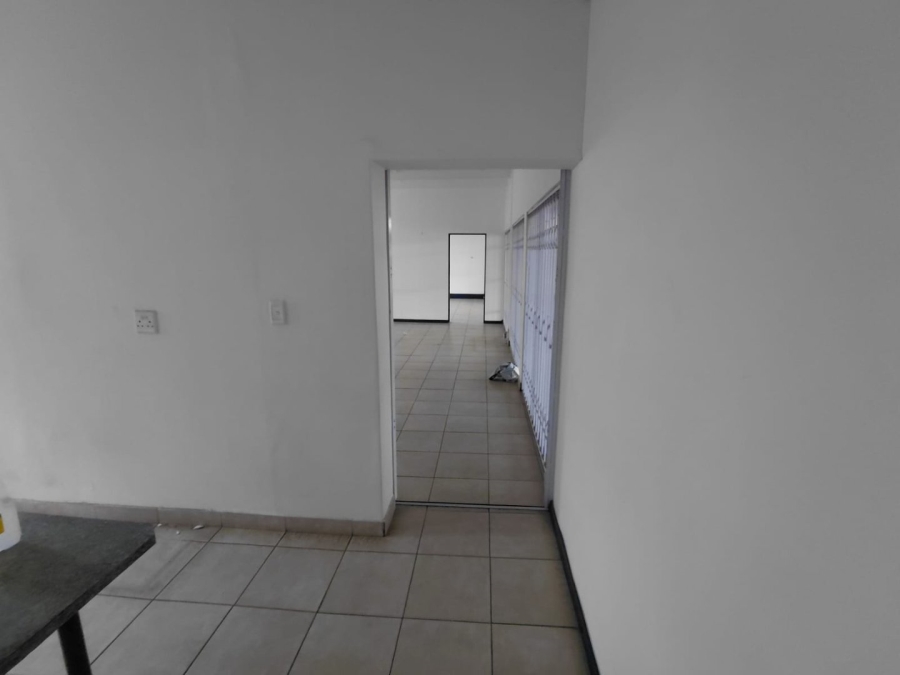 To Let Commercial Property for Rent in Gezina Gauteng