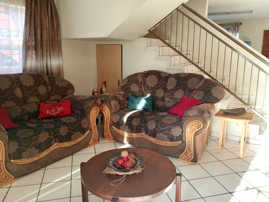 To Let 2 Bedroom Property for Rent in Florentia Gauteng
