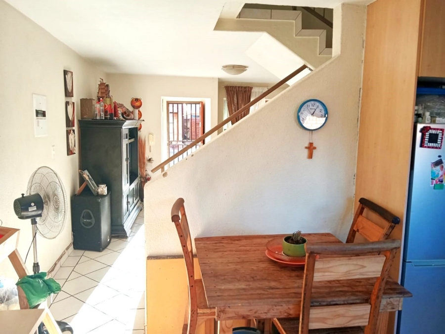 To Let 2 Bedroom Property for Rent in Florentia Gauteng
