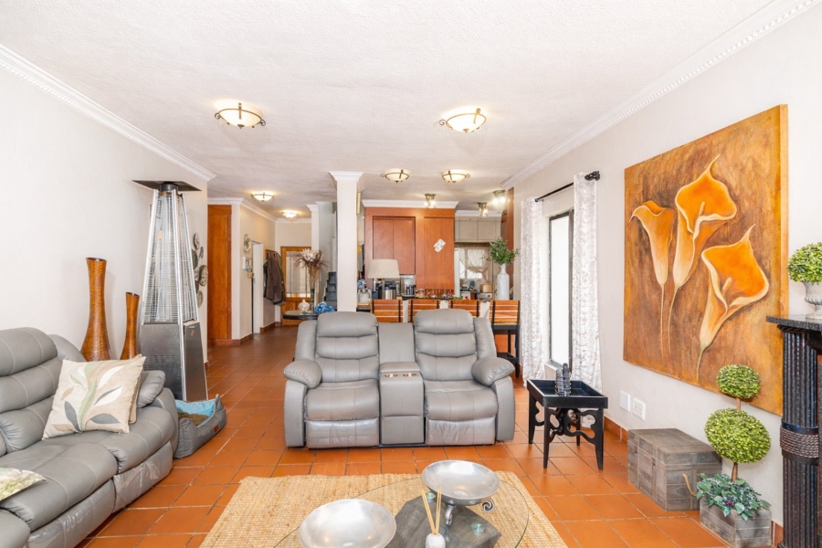 4 Bedroom Property for Sale in Highveld Gauteng