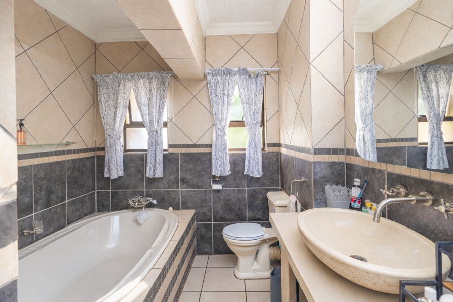 4 Bedroom Property for Sale in Highveld Gauteng