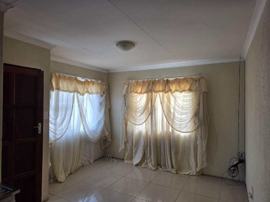 3 Bedroom Property for Sale in Soshanguve VV Gauteng