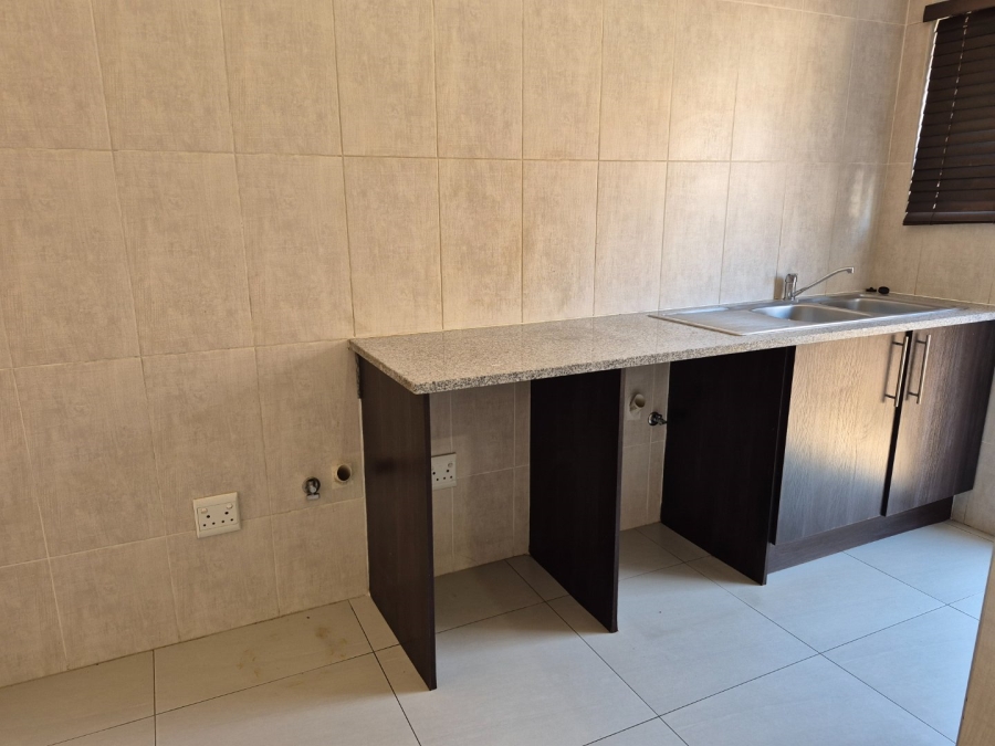 3 Bedroom Property for Sale in Thatchfield Hills Gauteng