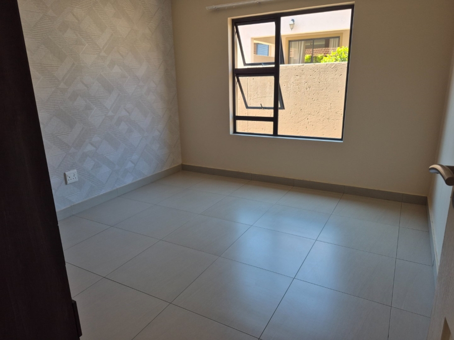 3 Bedroom Property for Sale in Thatchfield Hills Gauteng