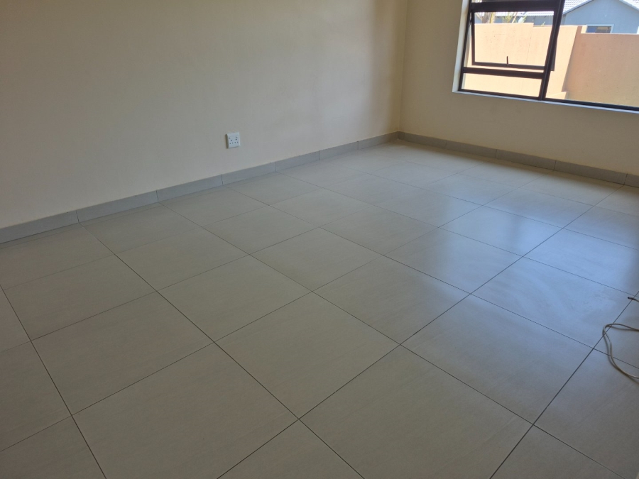 3 Bedroom Property for Sale in Thatchfield Hills Gauteng