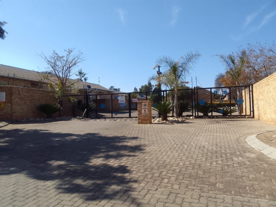 3 Bedroom Property for Sale in Rynfield A H Gauteng