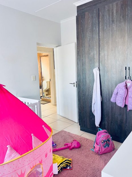 3 Bedroom Property for Sale in Greenstone Crest Gauteng
