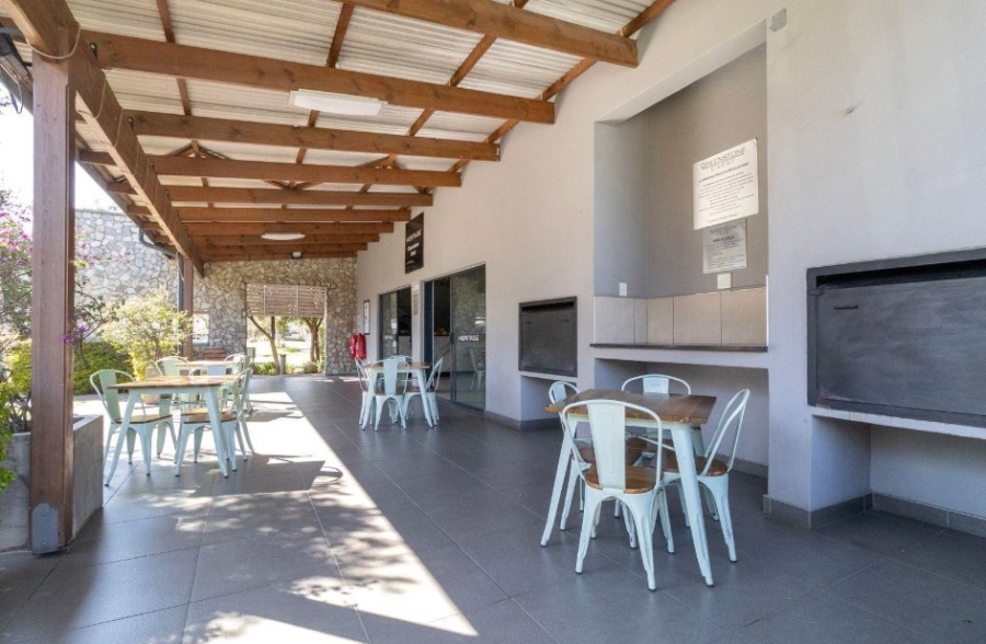 3 Bedroom Property for Sale in Greenstone Crest Gauteng