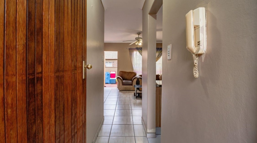 2 Bedroom Property for Sale in Eden Glen Gauteng