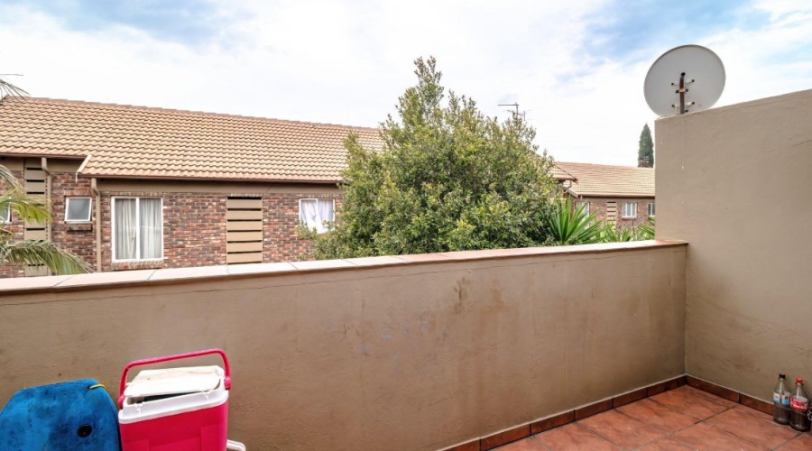 2 Bedroom Property for Sale in Eden Glen Gauteng