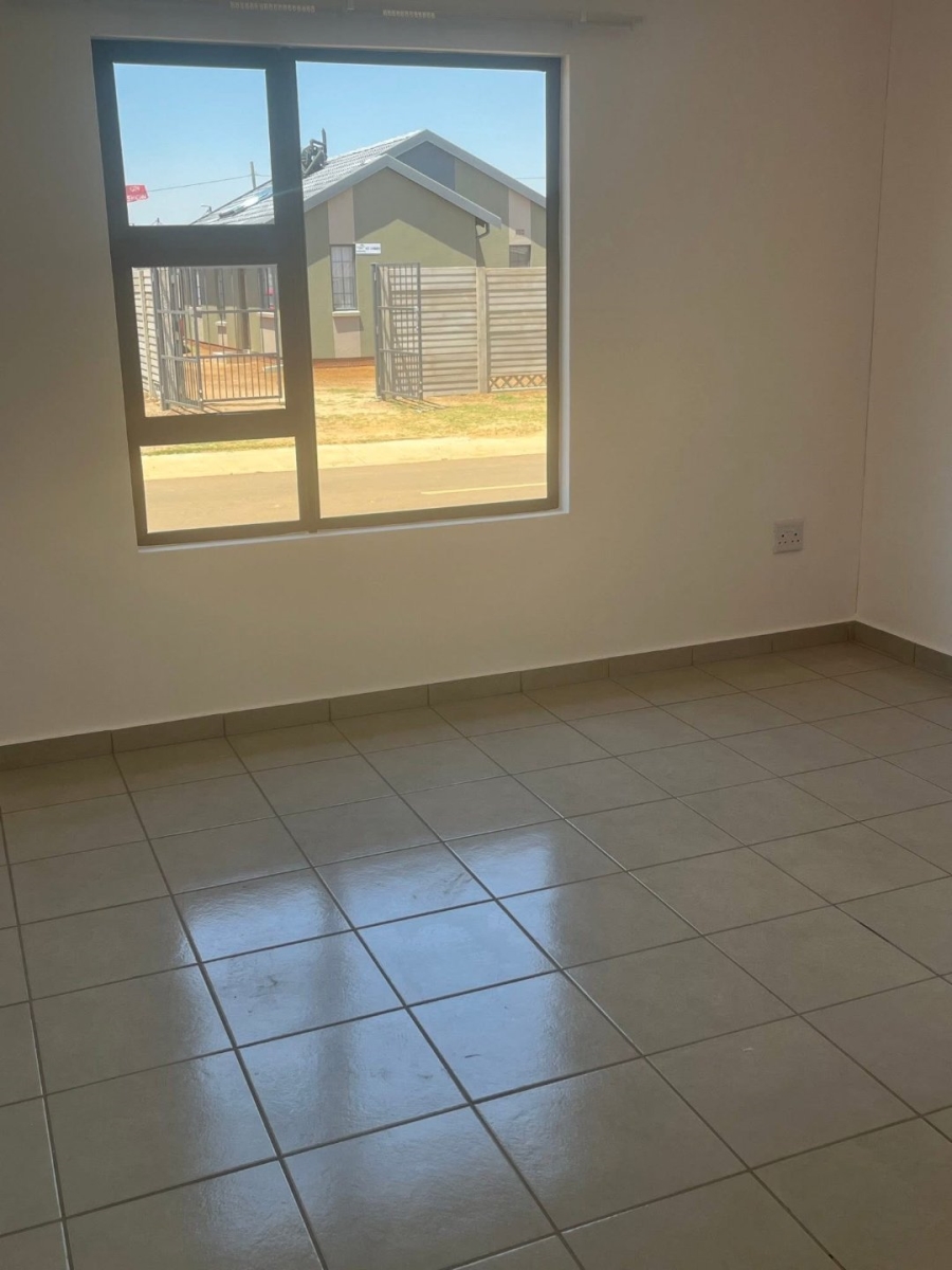 3 Bedroom Property for Sale in Windmill Park Gauteng