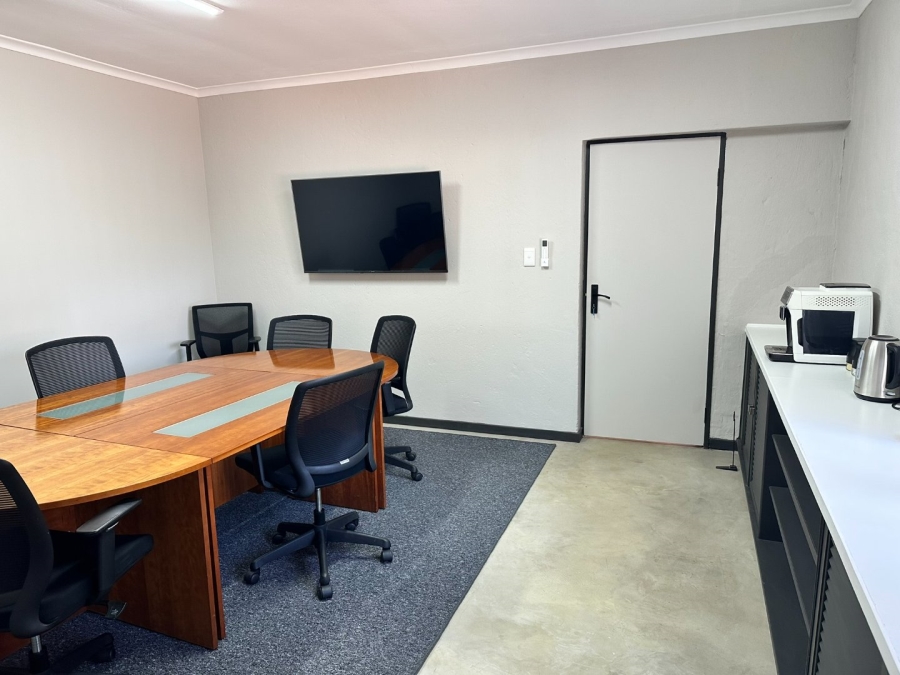 To Let Commercial Property for Rent in Fontainebleau Gauteng