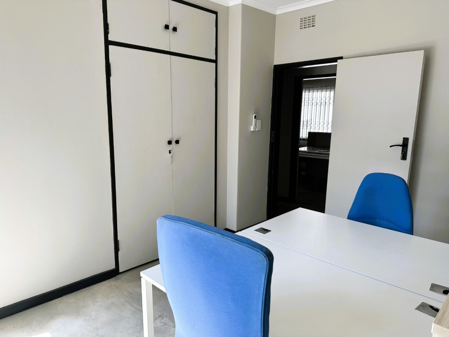 To Let Commercial Property for Rent in Fontainebleau Gauteng
