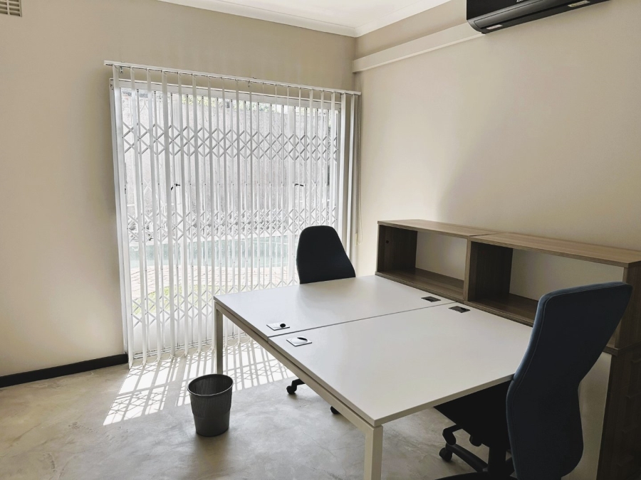 To Let Commercial Property for Rent in Fontainebleau Gauteng
