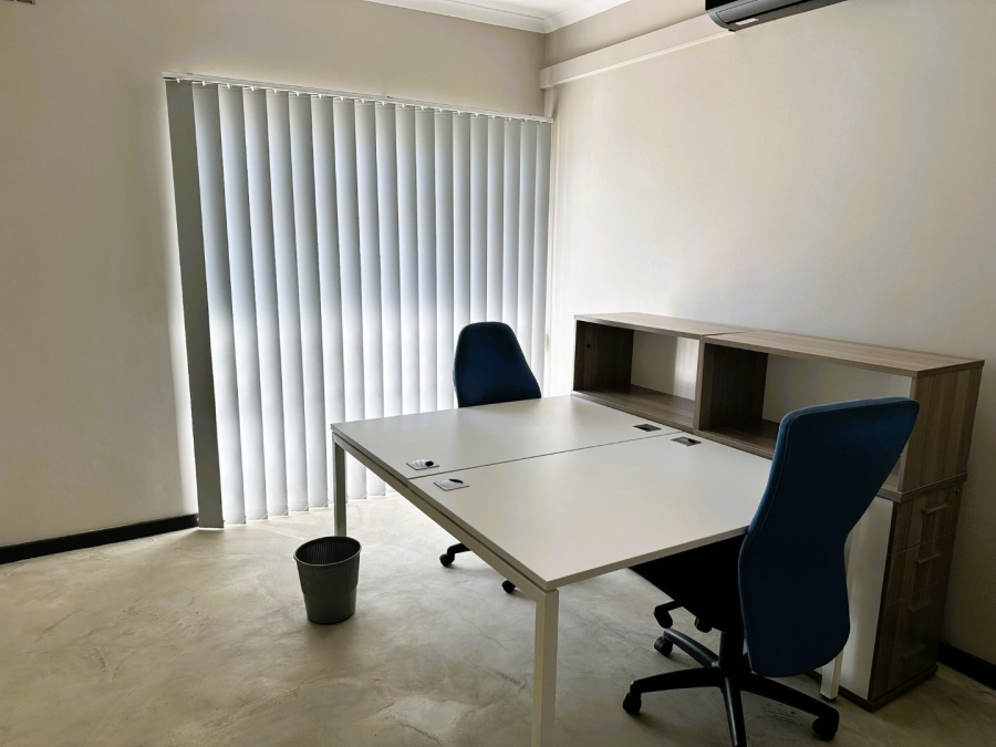 To Let Commercial Property for Rent in Fontainebleau Gauteng