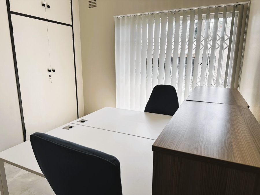 To Let Commercial Property for Rent in Fontainebleau Gauteng