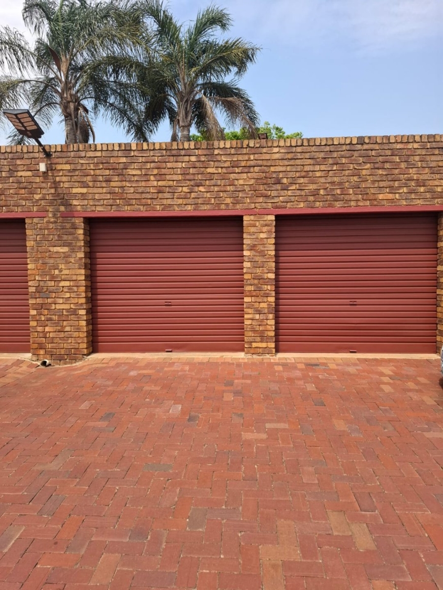 2 Bedroom Property for Sale in Terenure Gauteng