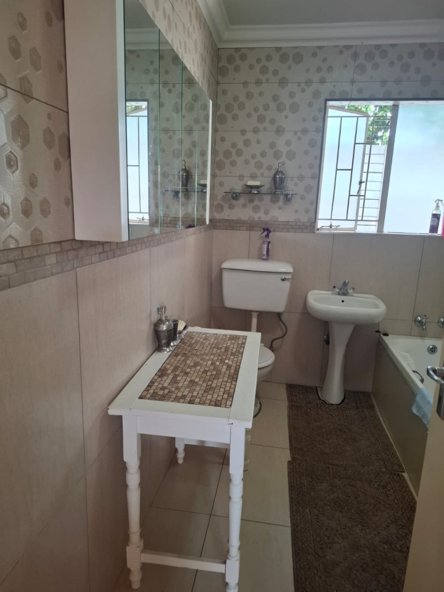 2 Bedroom Property for Sale in Terenure Gauteng