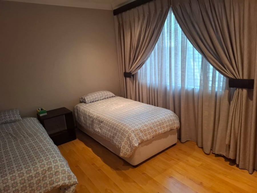 2 Bedroom Property for Sale in Terenure Gauteng