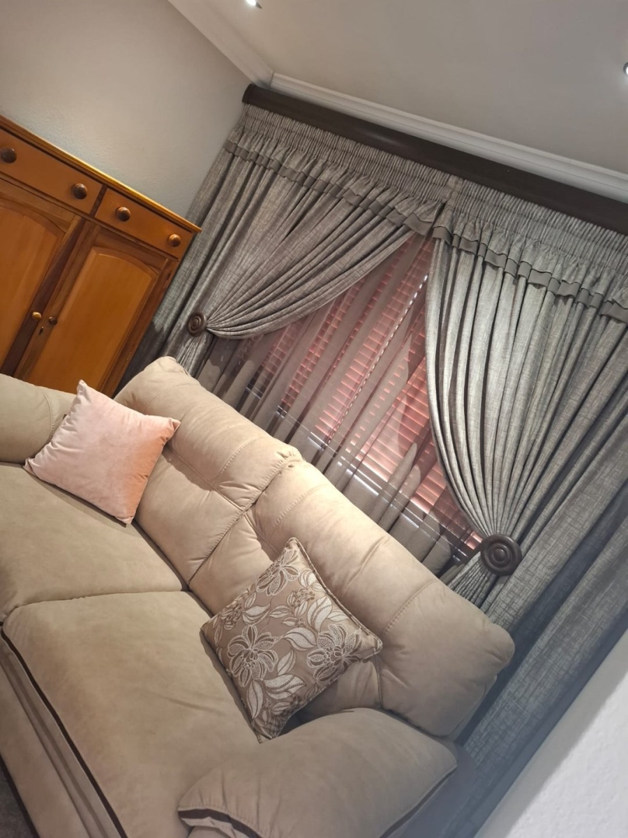 2 Bedroom Property for Sale in Terenure Gauteng