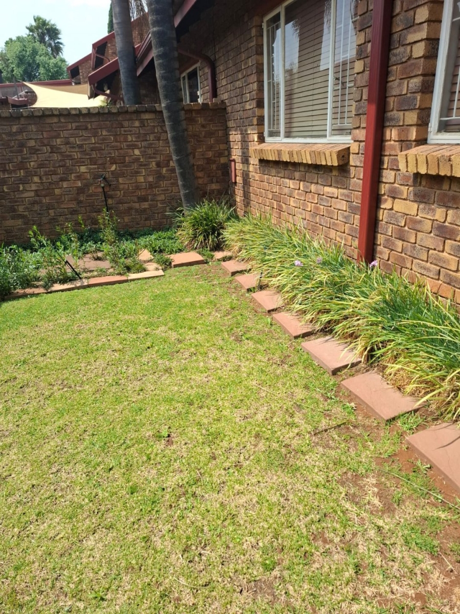 2 Bedroom Property for Sale in Terenure Gauteng