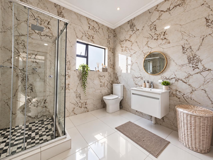4 Bedroom Property for Sale in South Crest Gauteng