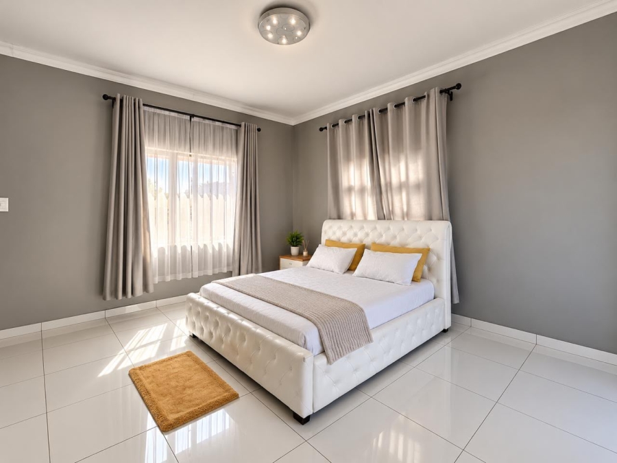 4 Bedroom Property for Sale in South Crest Gauteng