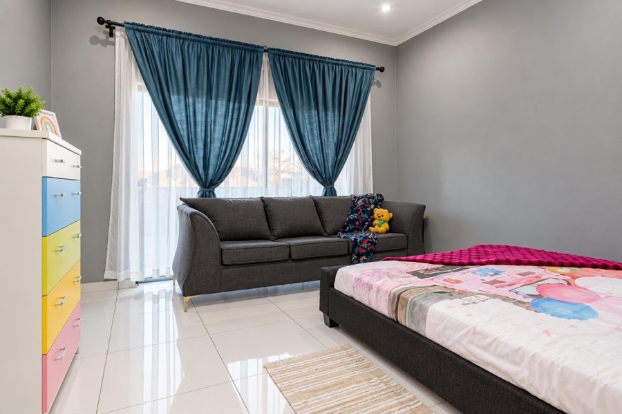 4 Bedroom Property for Sale in South Crest Gauteng