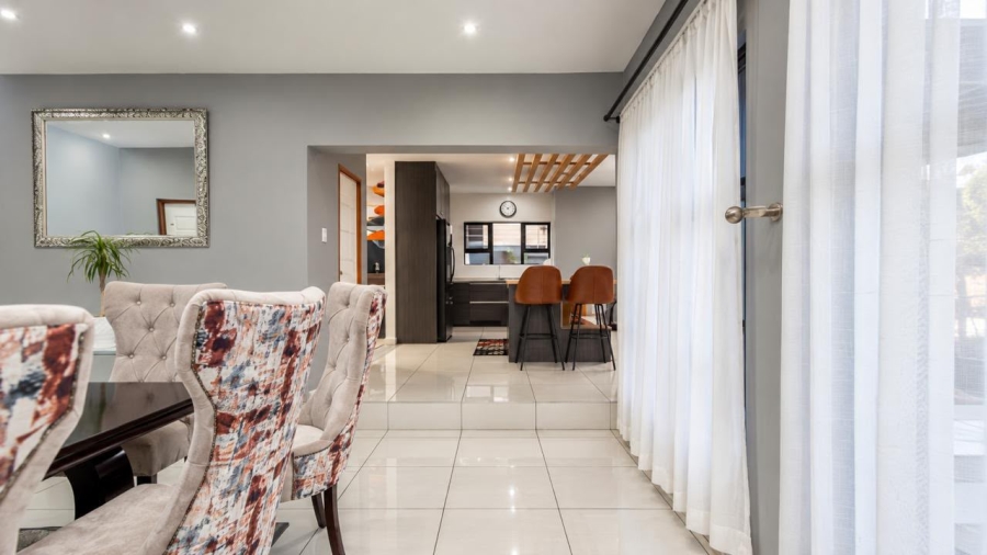 4 Bedroom Property for Sale in South Crest Gauteng