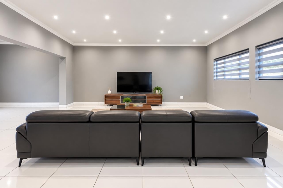 4 Bedroom Property for Sale in South Crest Gauteng