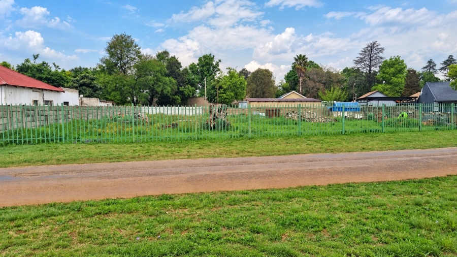 Commercial Property for Sale in Kookrus Gauteng