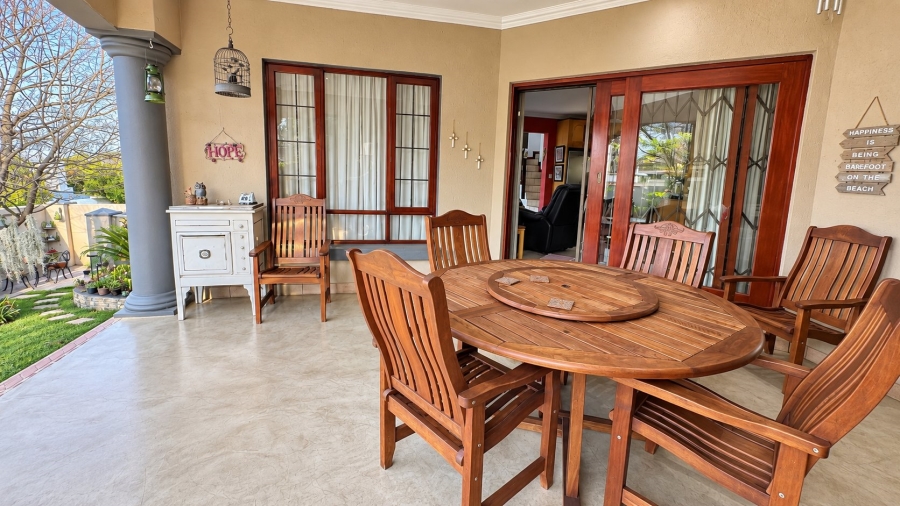 5 Bedroom Property for Sale in Irene View Estate Gauteng