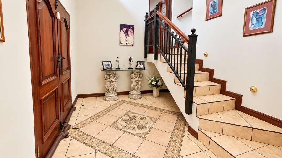 5 Bedroom Property for Sale in Irene View Estate Gauteng