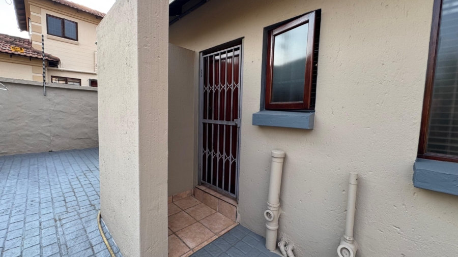 5 Bedroom Property for Sale in Irene View Estate Gauteng