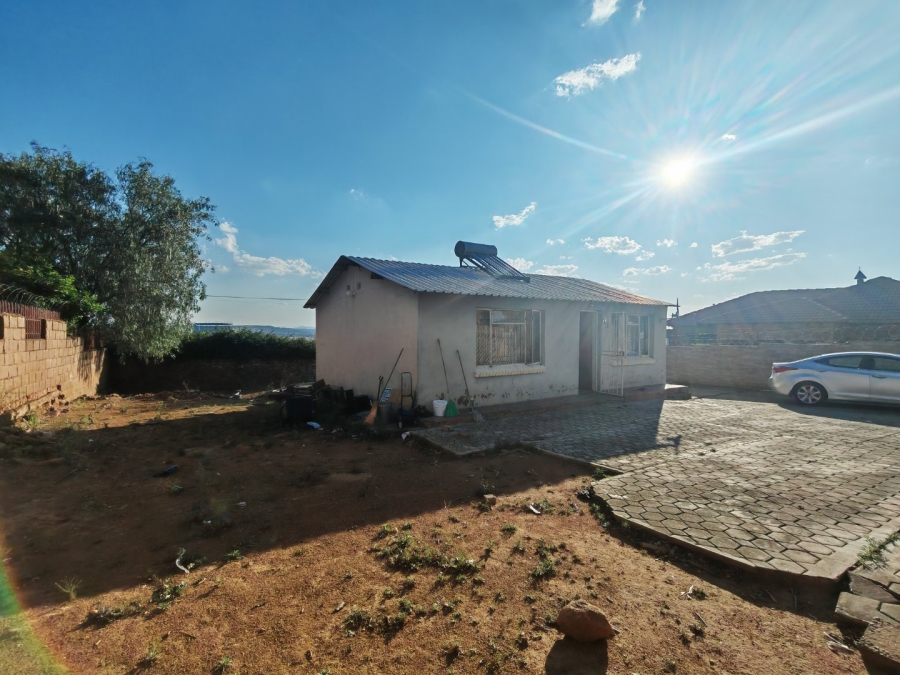 2 Bedroom Property for Sale in Soshanguve F Gauteng