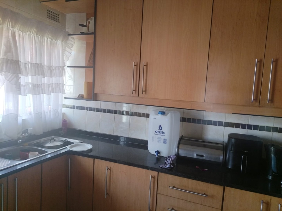 3 Bedroom Property for Sale in Diepkloof Gauteng