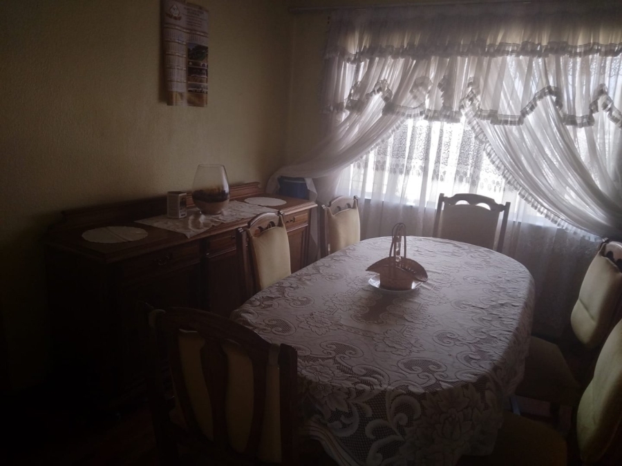 3 Bedroom Property for Sale in Diepkloof Gauteng