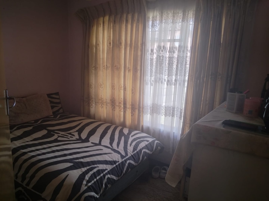 3 Bedroom Property for Sale in Diepkloof Gauteng