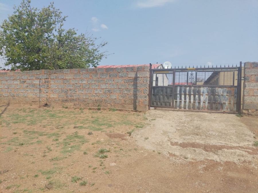 2 Bedroom Property for Sale in Palm Ridge Gauteng