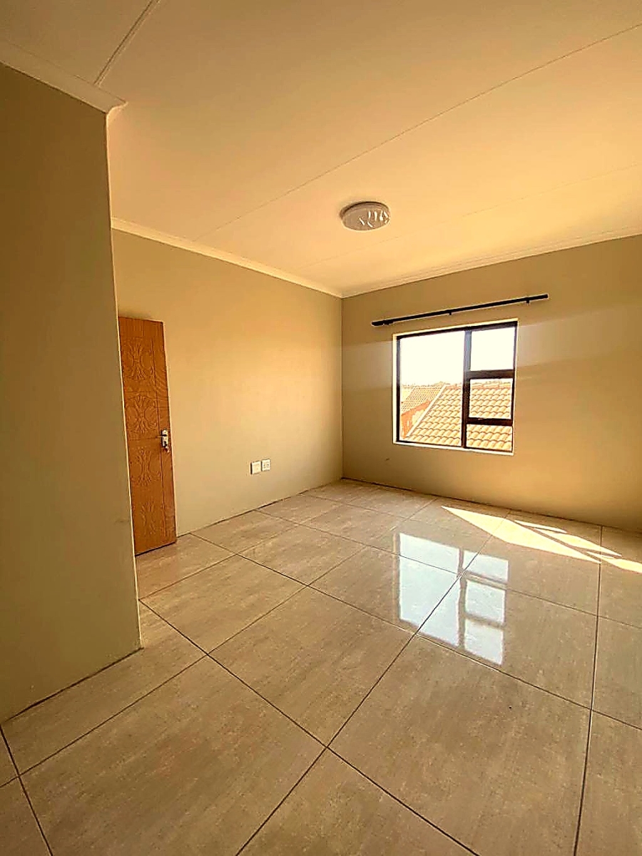 To Let  Bedroom Property for Rent in Sharon Park Gauteng