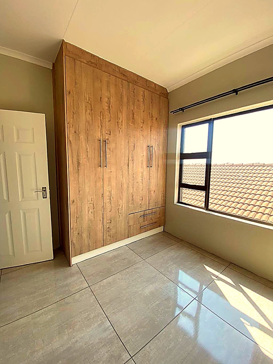 To Let  Bedroom Property for Rent in Sharon Park Gauteng