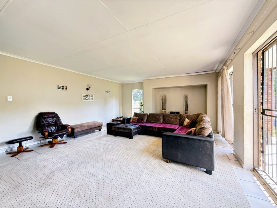 4 Bedroom Property for Sale in Rietfontein Gauteng