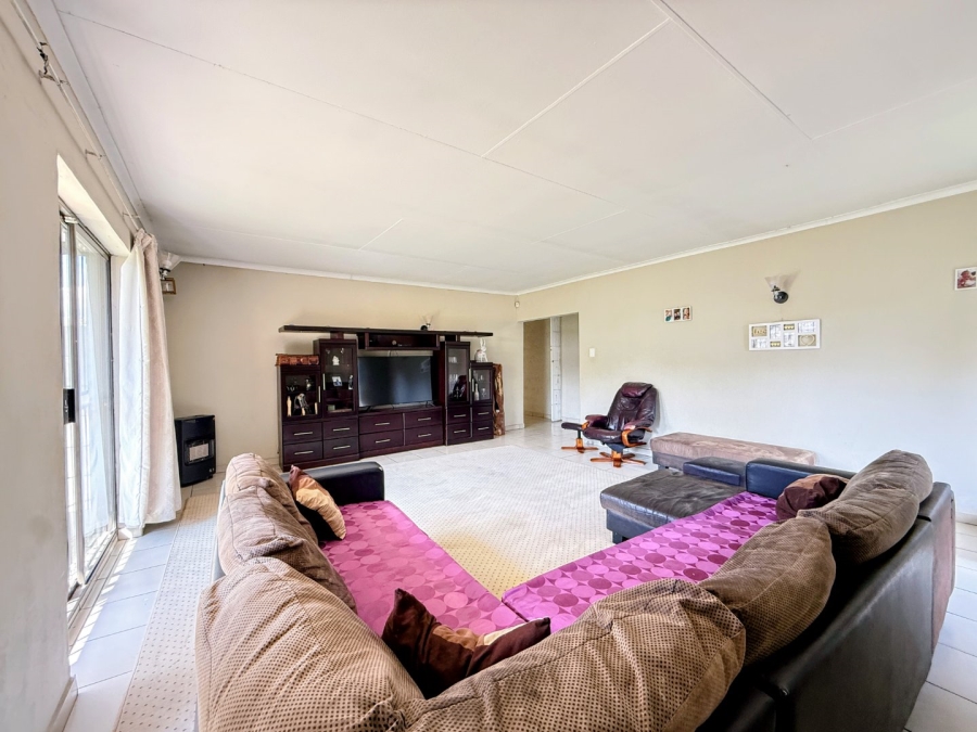 4 Bedroom Property for Sale in Rietfontein Gauteng